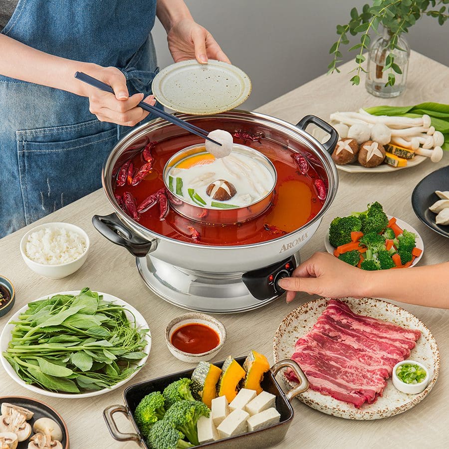 Stainless Steel Hot Pot Shabu Hot Pot With Divider & Glass Lid S