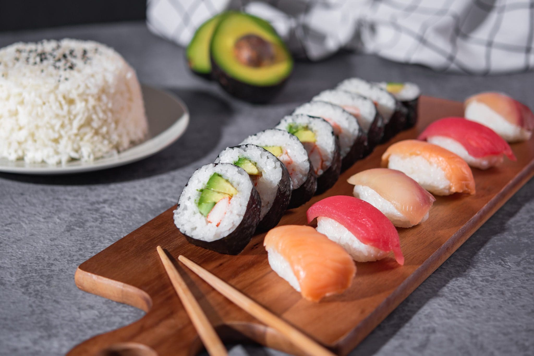 6 SUSHI GADGETS - to help you make great sushi :) 