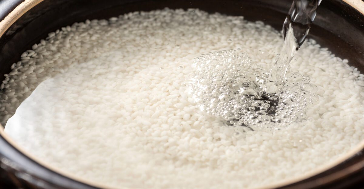 how_and_why_to_rinse_your_rice