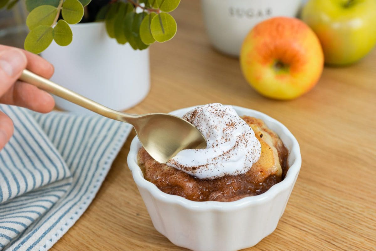 rice-cooker-apple-cobbler-blog1-arc-994sg