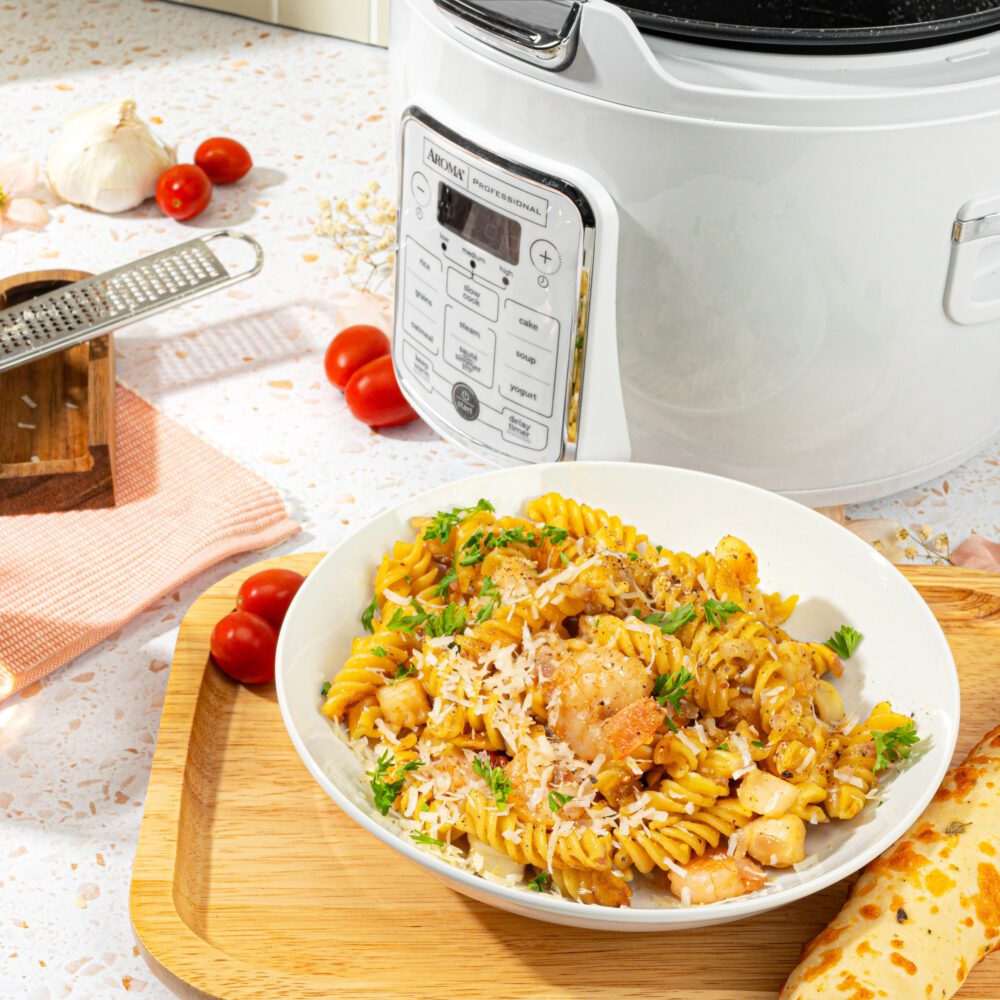 one-pot-curry-seafood-pasta-arc-1240w-2